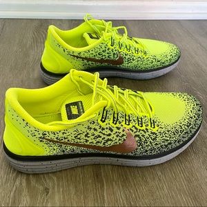 Nike Mens Shoes Size 12 Neon Yellow Run Natural l Free Run Distance